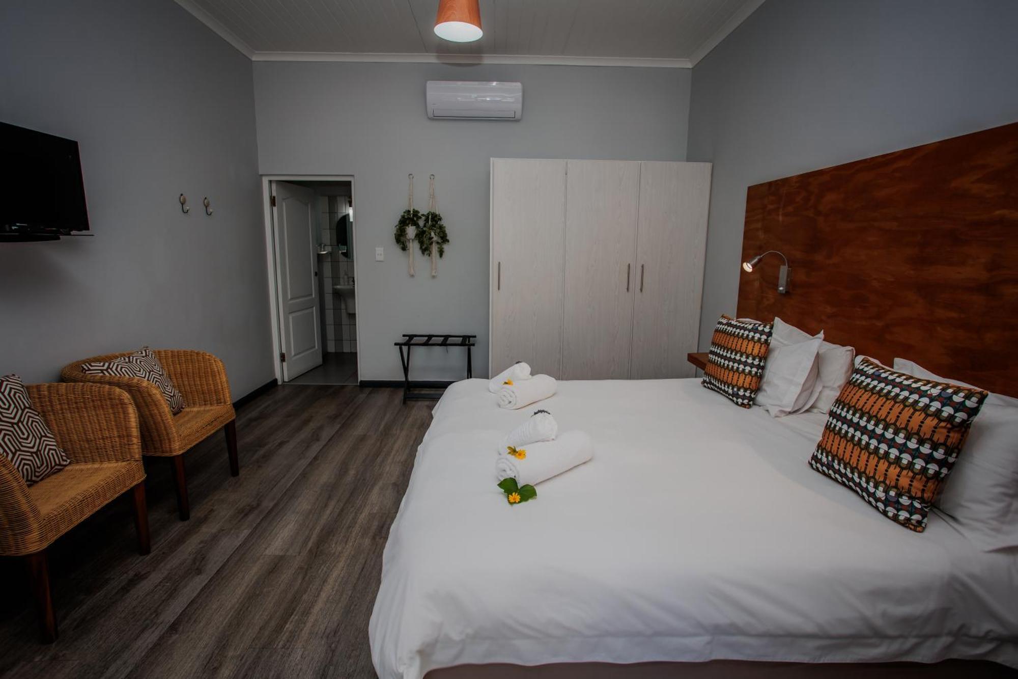 Aan De Eike Guest House Swellendam Exterior foto