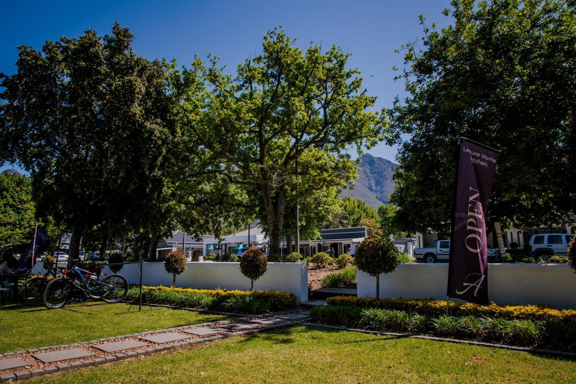 Aan De Eike Guest House Swellendam Exterior foto